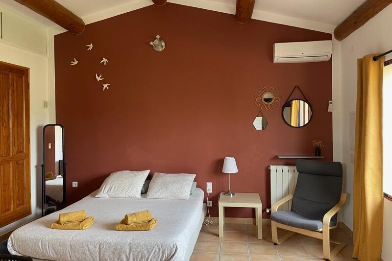 Studio Le Cabanon - B&B with pool view Carpentras