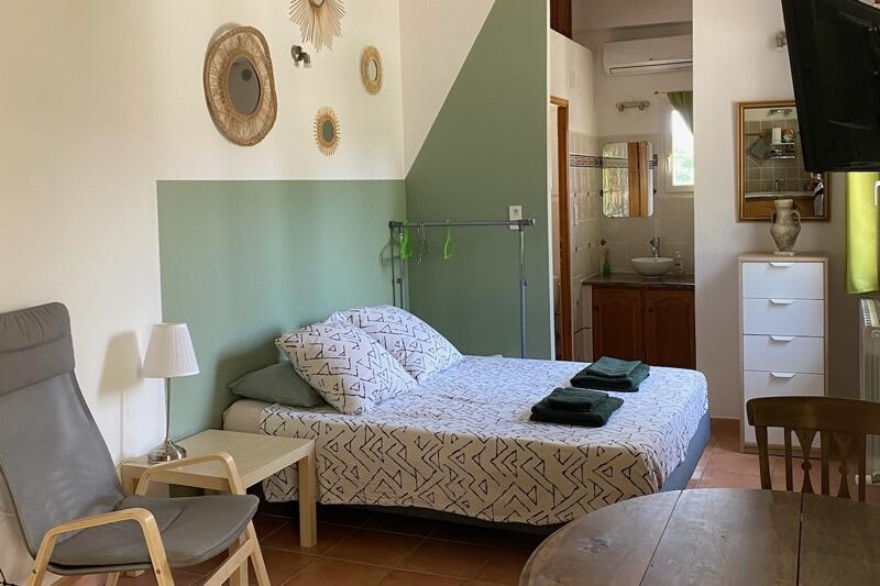 Studio La Roseraie - B&B with garden view Carpentras