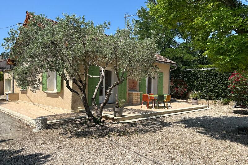 Exterior view of Villa Les Célestins